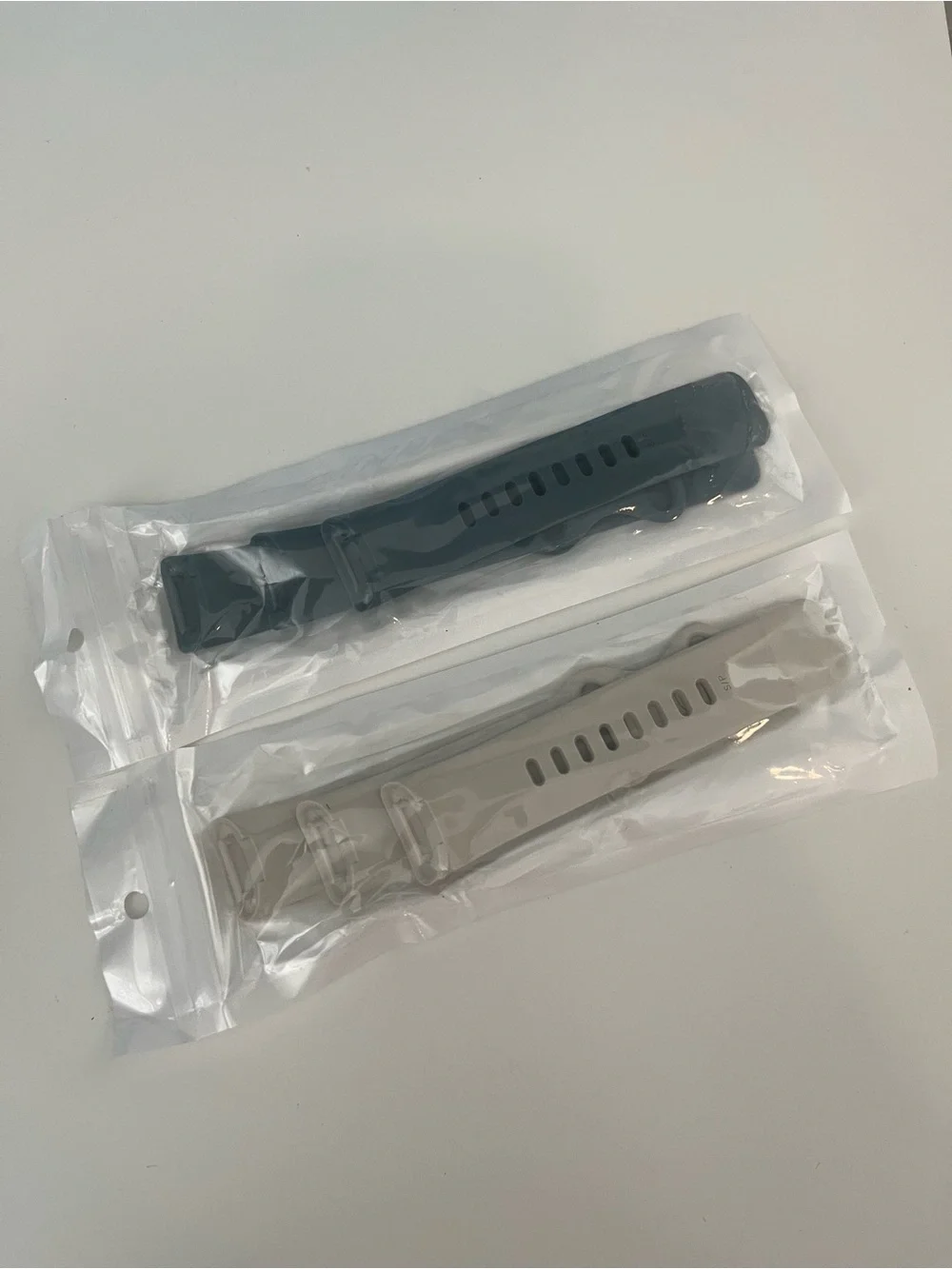 NIB Fitbit Charge 6 Fitness Tracker Bundle - Black